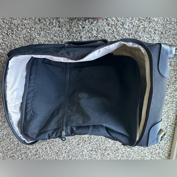 Kipling Darcey Small Carry-On Rolling black 4 wheeler new - Picture 9 of 14